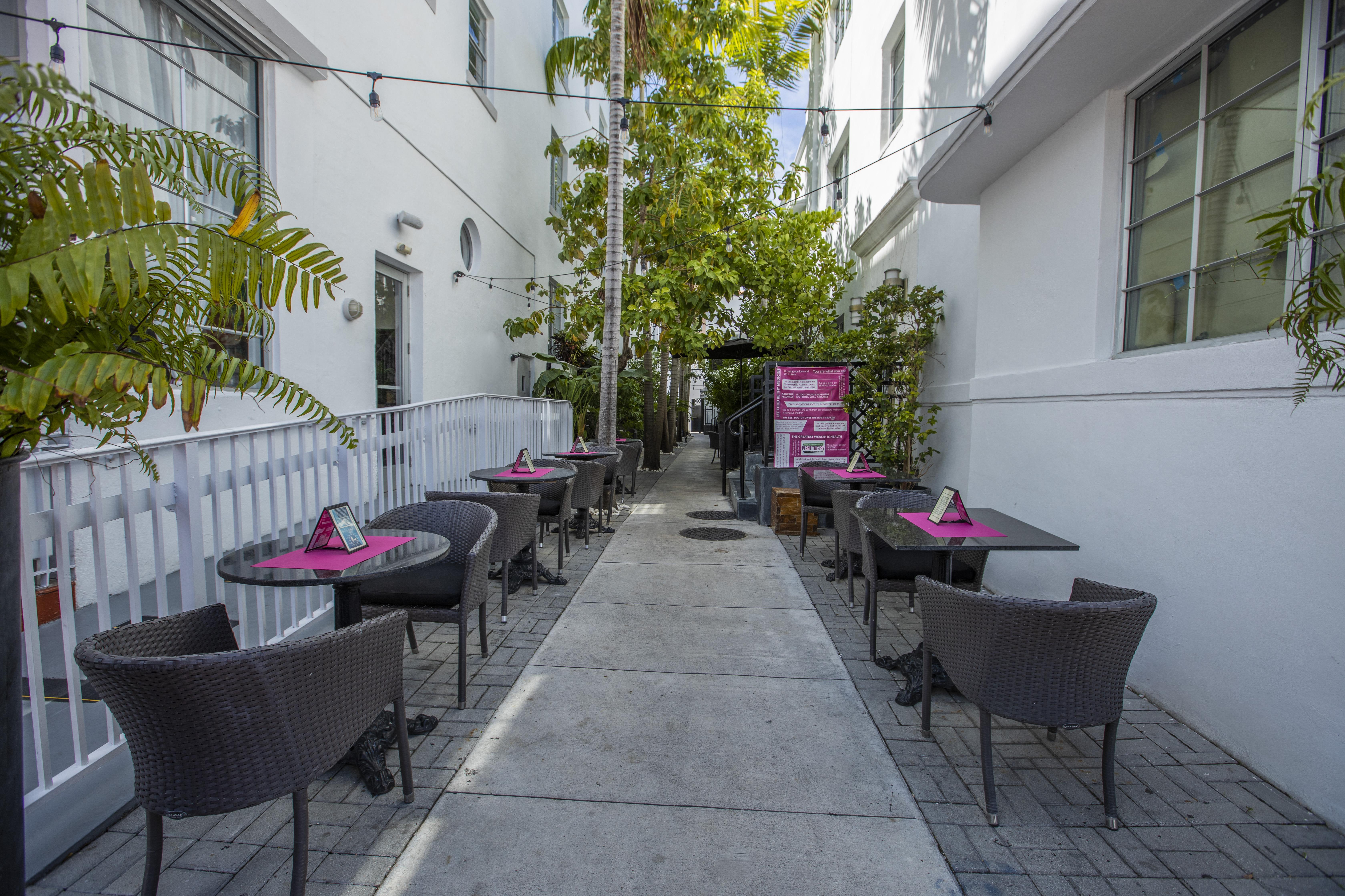 Posh South * Miami Beach