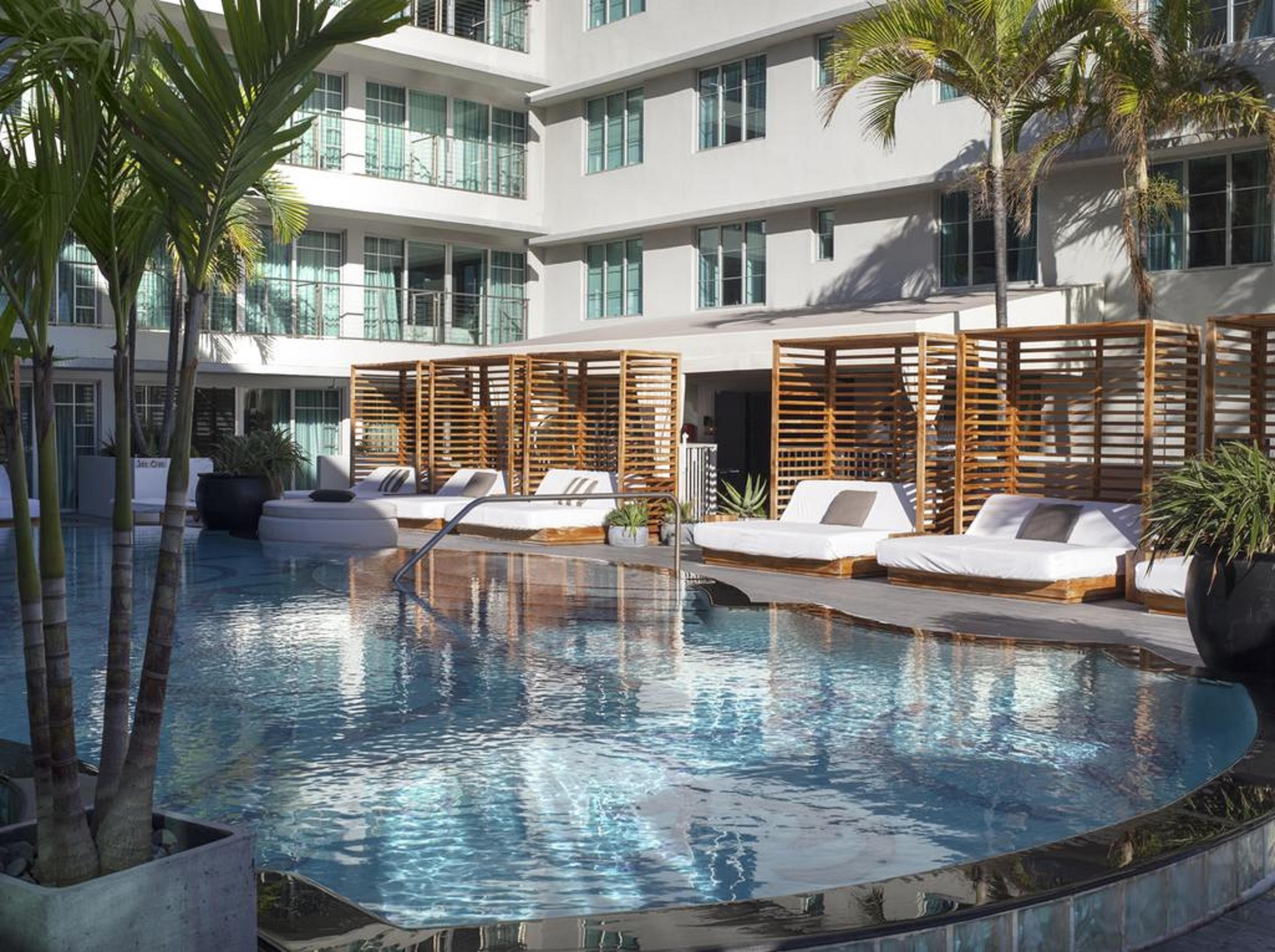 Victor South Beach Hotel 4*
