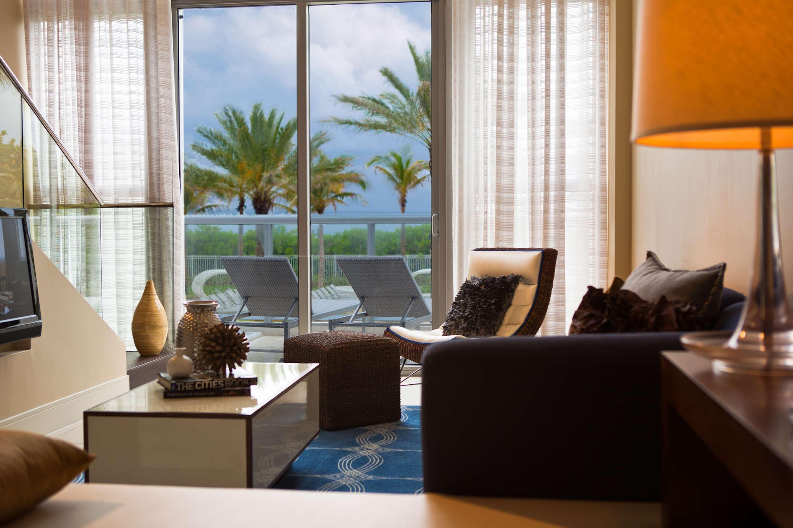 Eden Roc Resort 4*