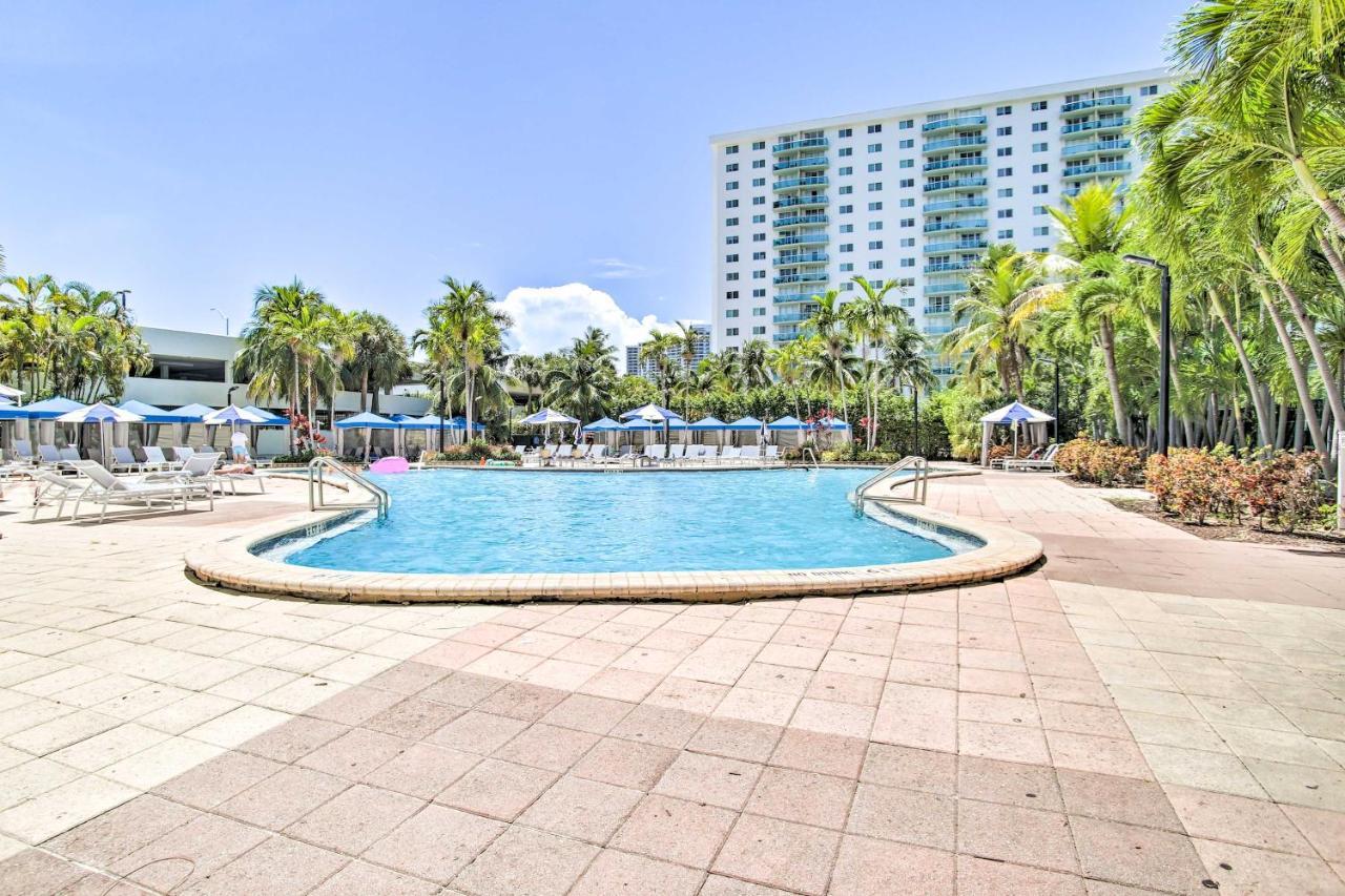 Apartment Sunny Isles Less Than Half-mi To Beach!