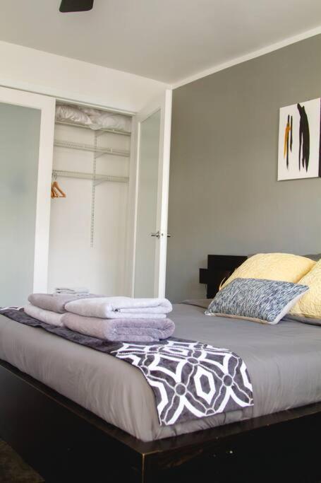 Apartment Queen 1bd+balcony 5 Min From Ocean Dr Free Parking *