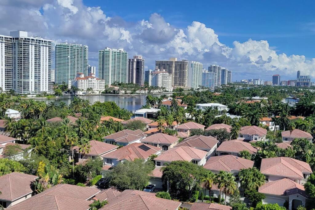 Ocean Reserve Sunny Isles 11th Str-02330 *