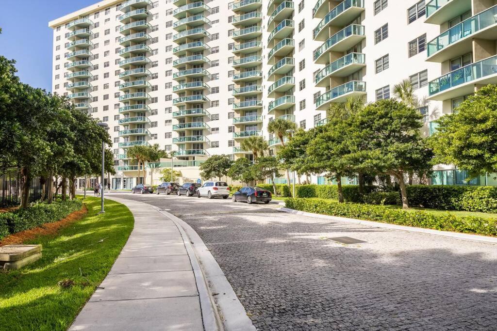 Apartment Ocean Reserve Sunny Isles 11th Str-02330