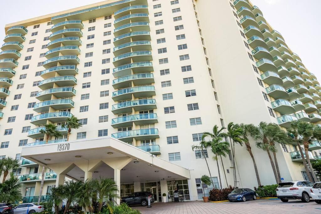 Ocean Reserve Sunny Isles 11th Str-02330 Apartment