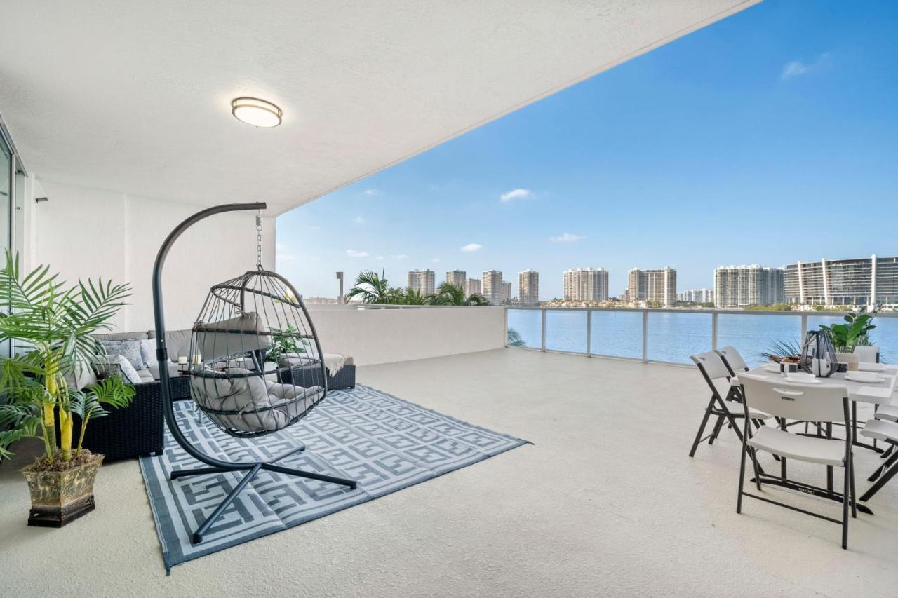 Waterfront Luxury New * Miami Beach