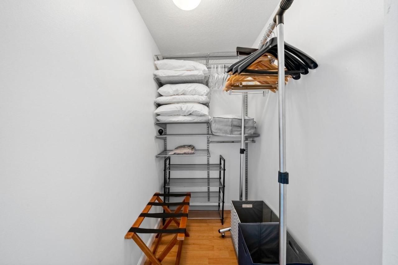 Apartment Waterfront Luxury New Miami Beach