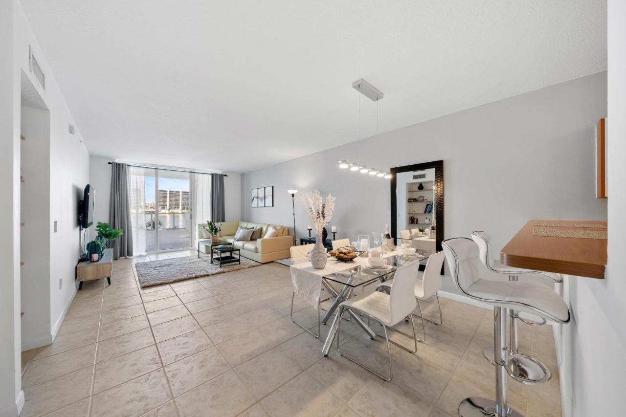 Waterfront Luxury New Apartment Miami Beach