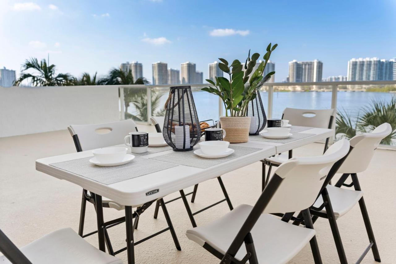 Waterfront Luxury New Miami Beach