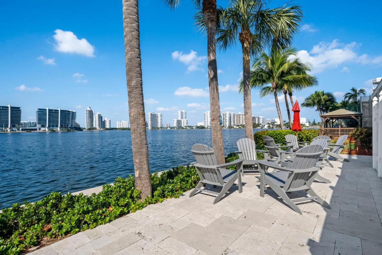 Waterfront Luxury New * Miami Beach