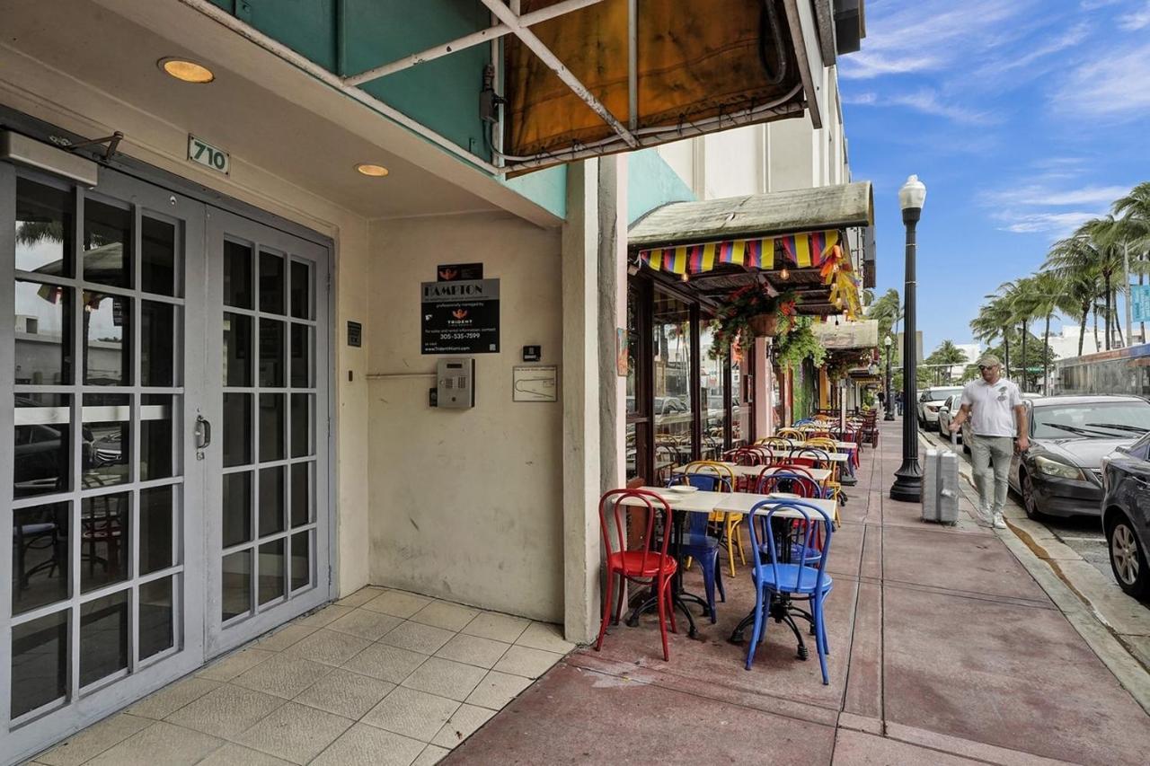 Nightlife South Beach Holiday Retreat Art *