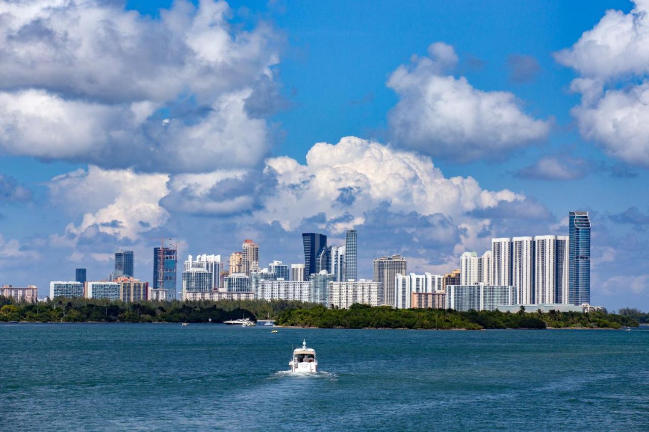 Ivory On The Bay Miami Beach