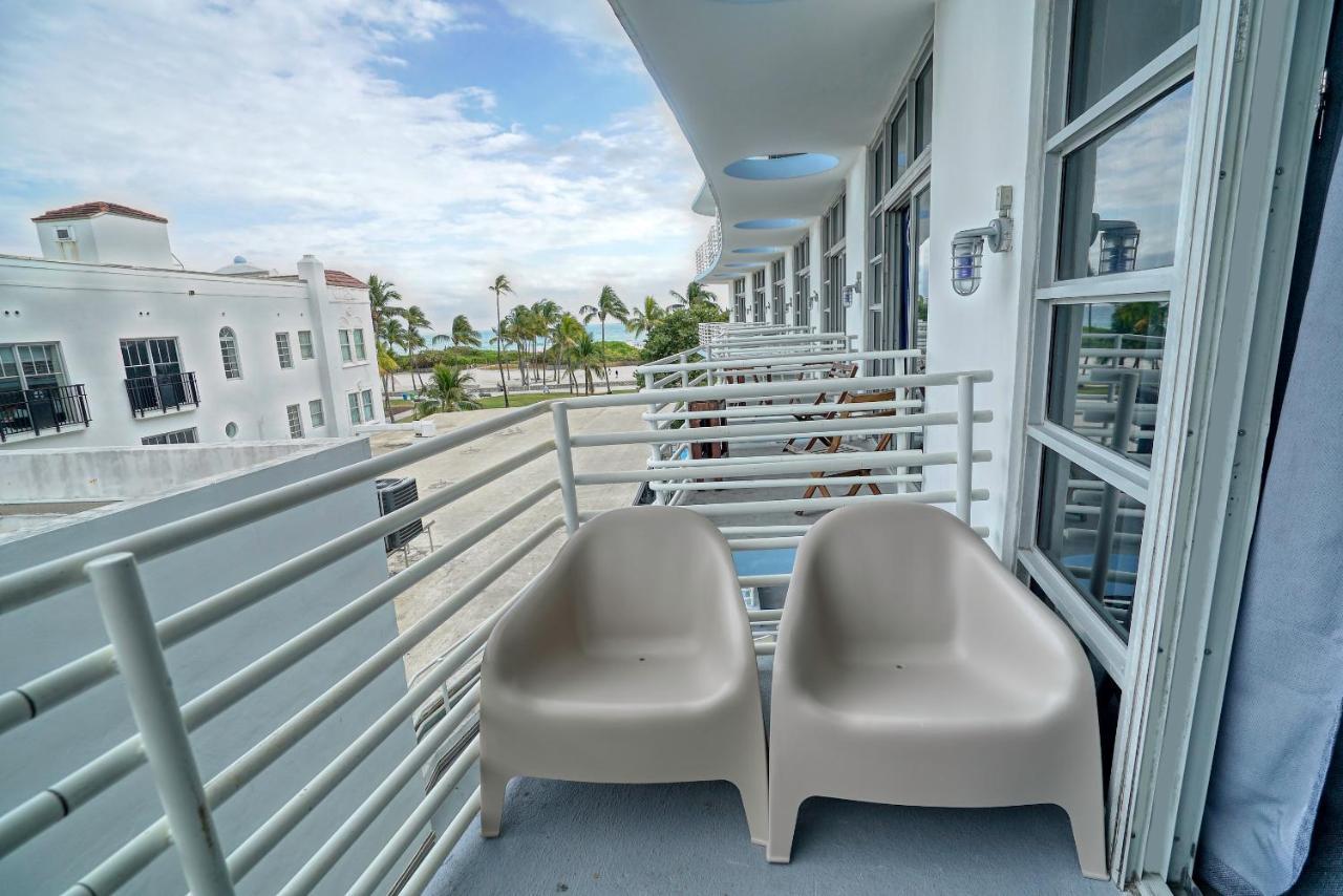 Aparthotel Deluxe At The Congress Miami Beach