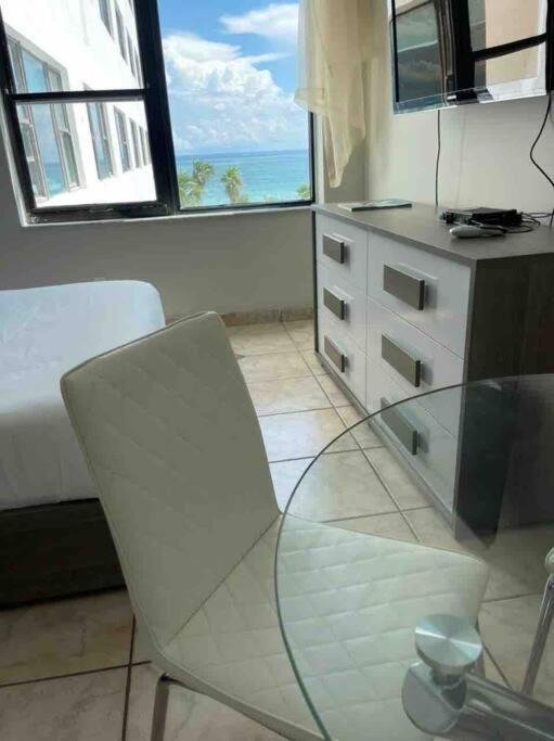 Chic Ocean Front Studio! *