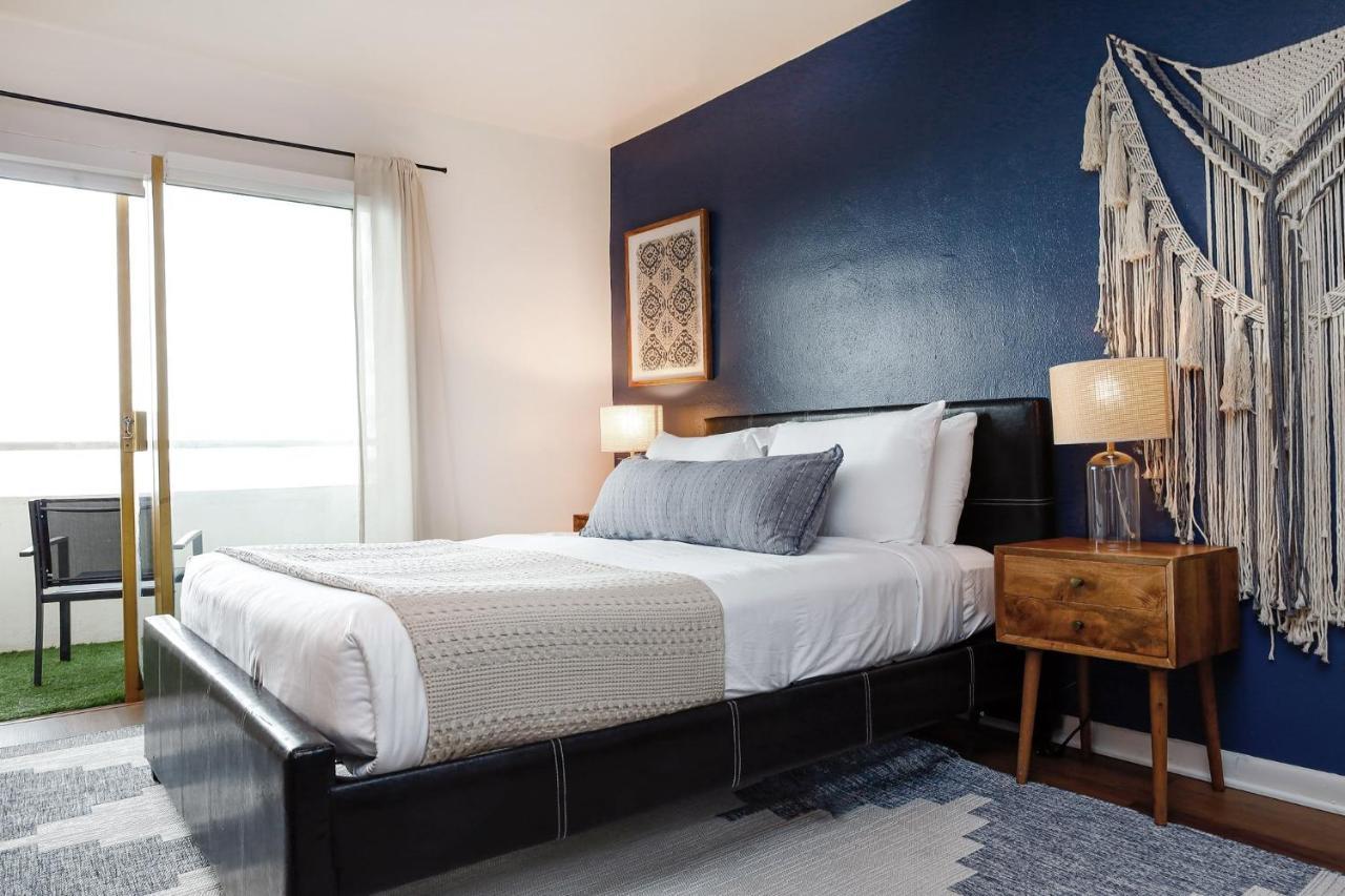 Bella Vista - Water Views Pool And Parking Apartment