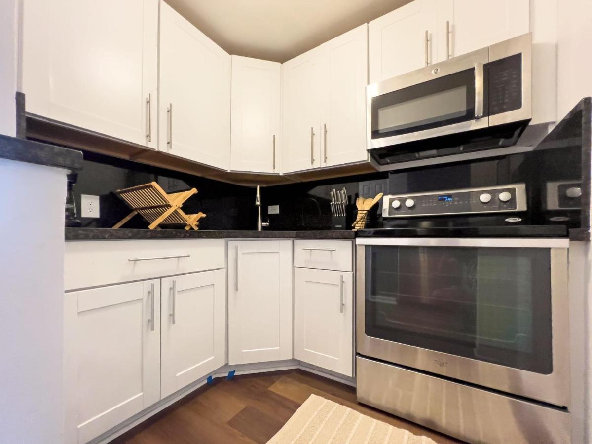 Apartment Bella Vista - Water Views Pool And Parking