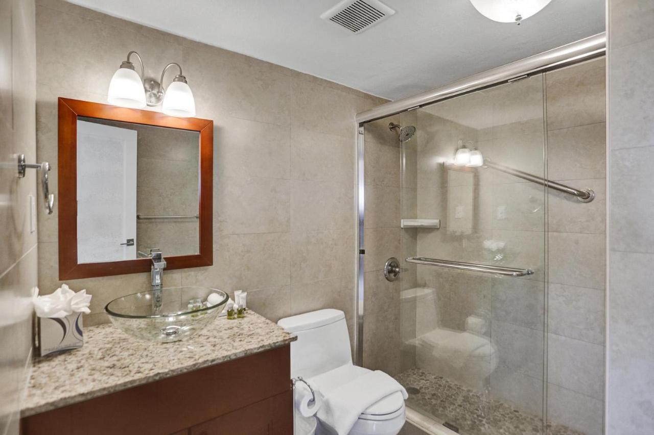 Apartment 8 Floor Miami With Service *
