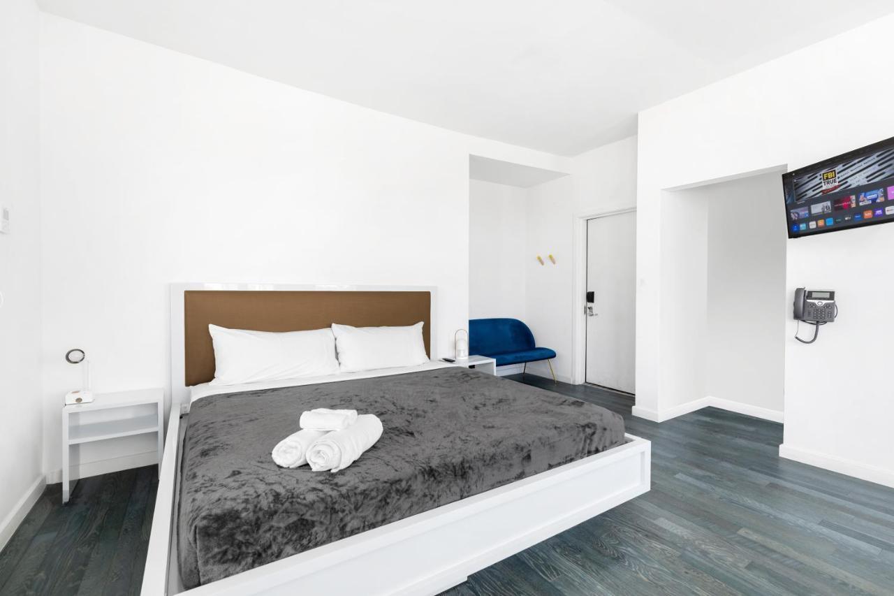The Variety By Luxurban Hotel