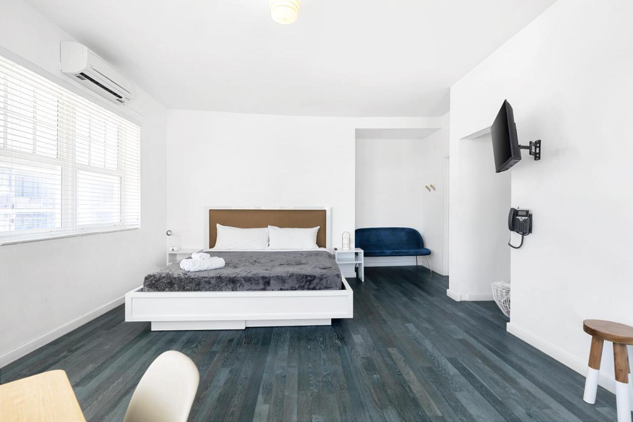 Hotel The Variety By Luxurban