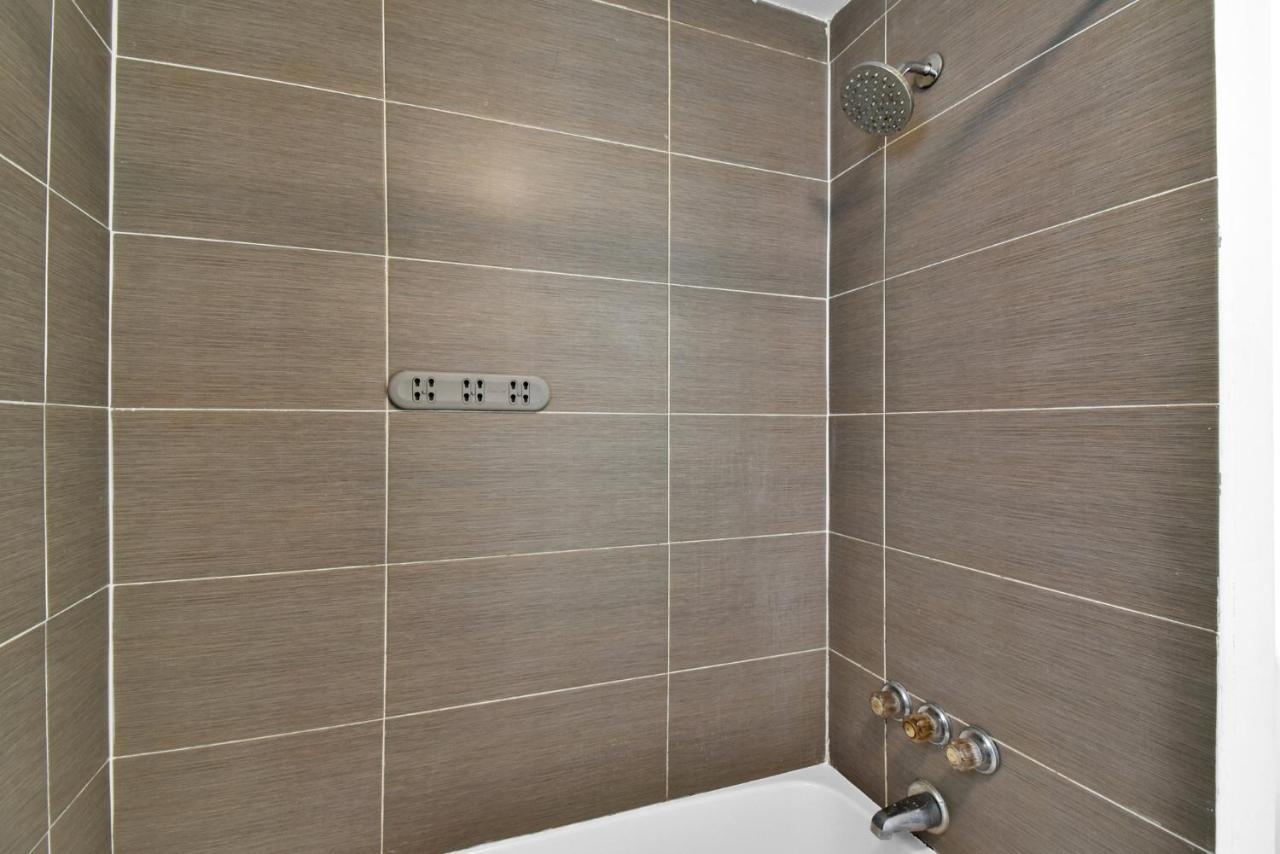 Seaheights Apartment *