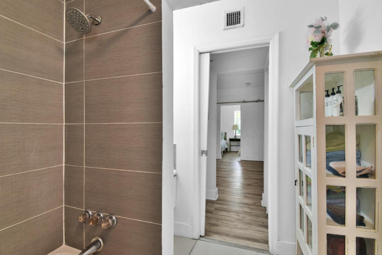 Seaheights Apartment *