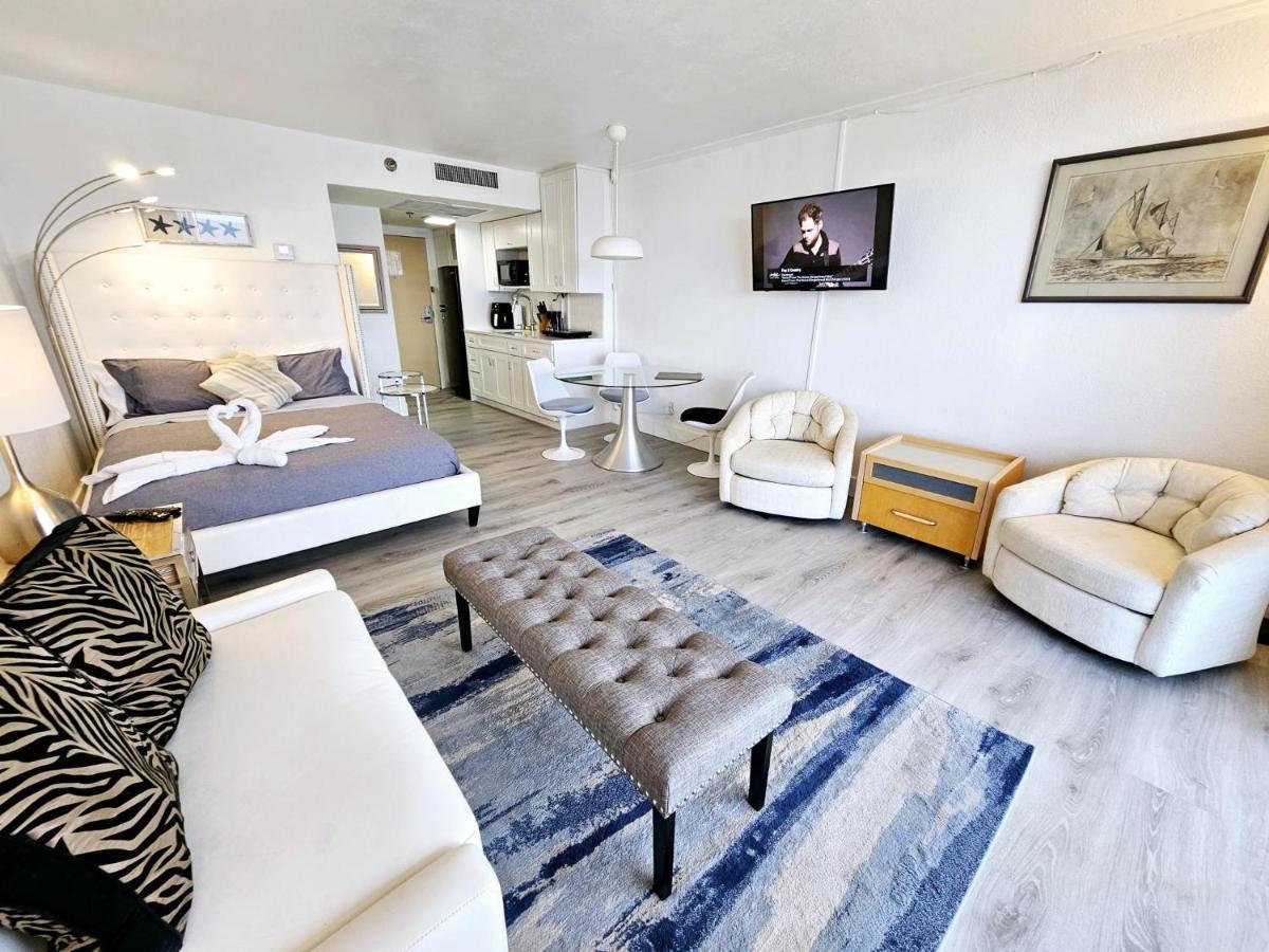 Oceanfront With Balcony Sunny Isles - Spectacular! * Miami Beach