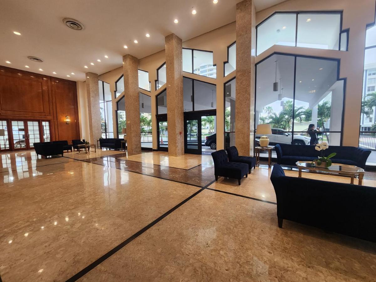 Entire Front W/ Pool Amazing View 4pax Miami Beach