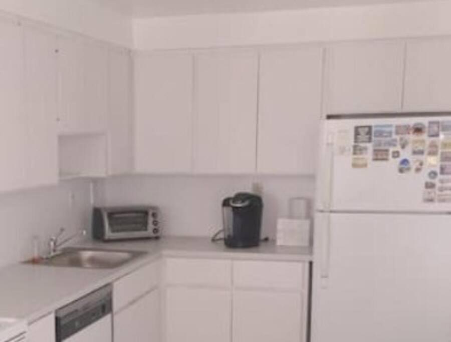 Apartment Right On The Beach! Miami Beach