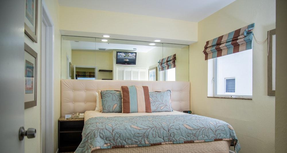 Hotel Crystal Beach Miami Oceanfront 3*