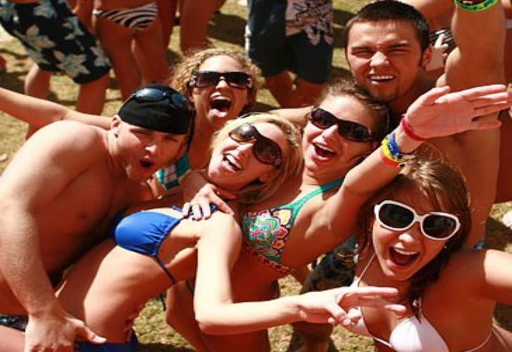 Bikini Hostel, Cafe&beer Garden Hostel *