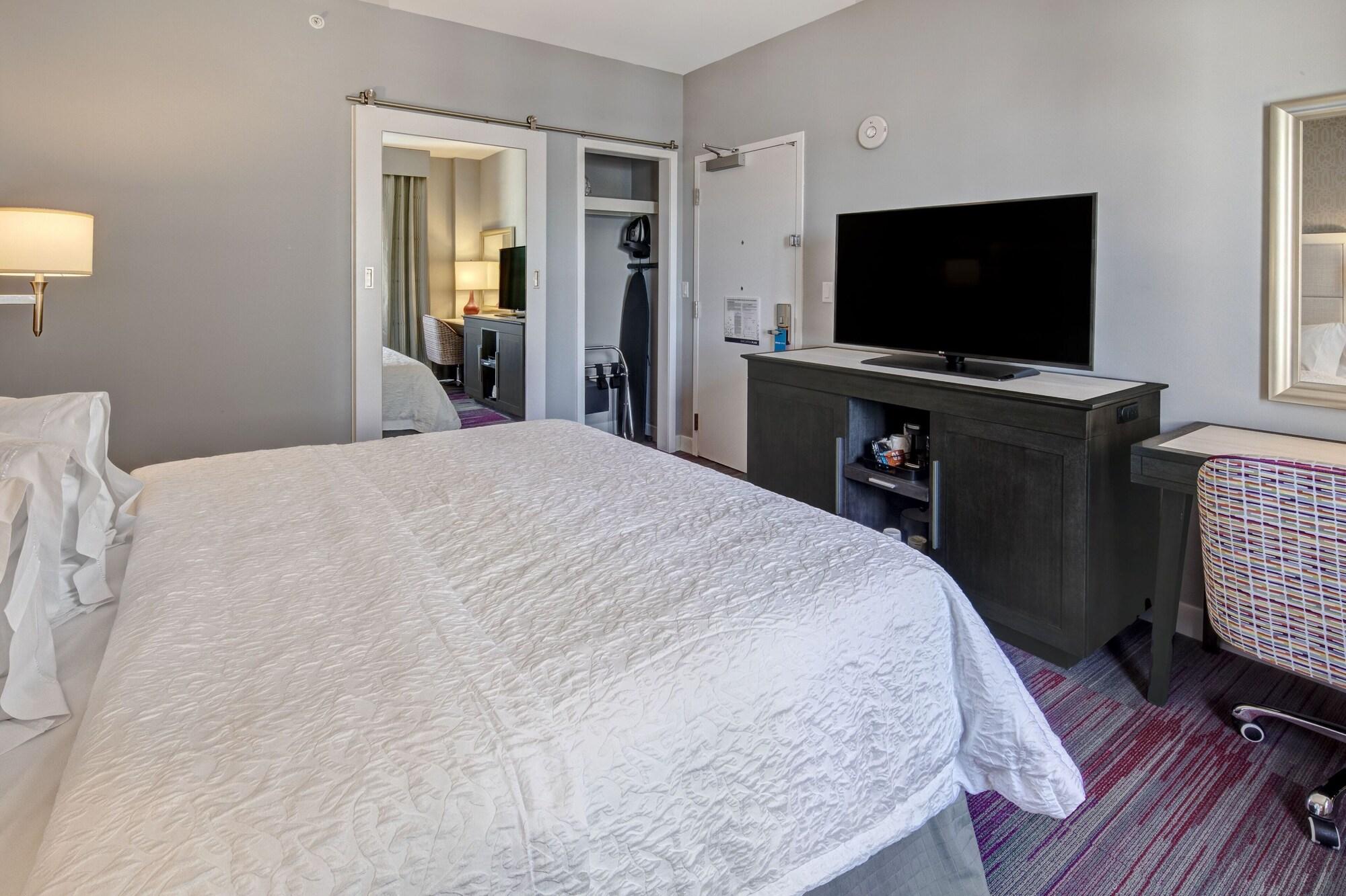 Hampton Miami - Mid Hotel 4*