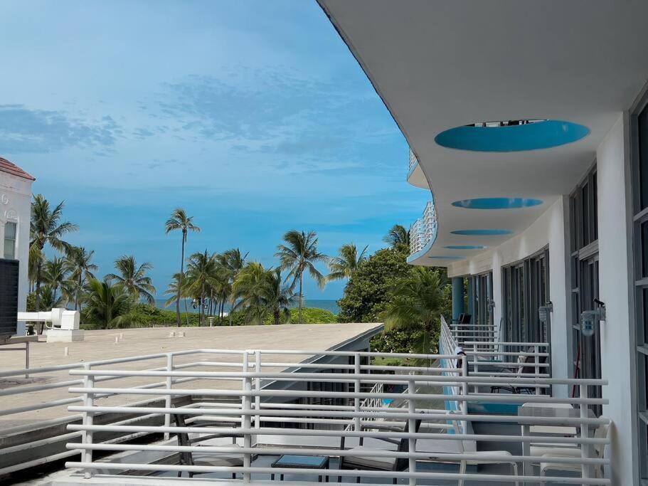 Apartment Rooftop-pool King Bed On Ocean Dr C305