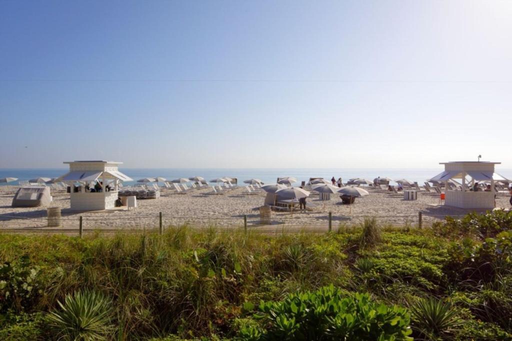 Fonttrebvsjs - Unit 1117 Miami Beach