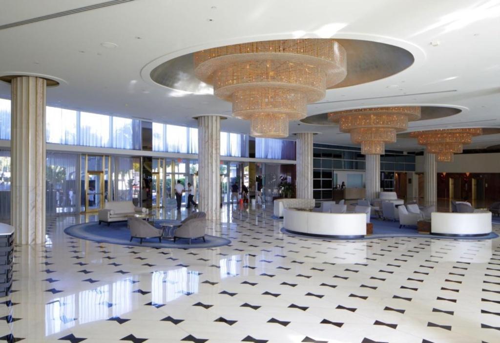 Fonttrebvsjs - Unit 1117 Hotel Miami Beach