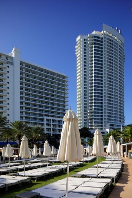 Fonttrebvsjs - Unit 1117 Miami Beach