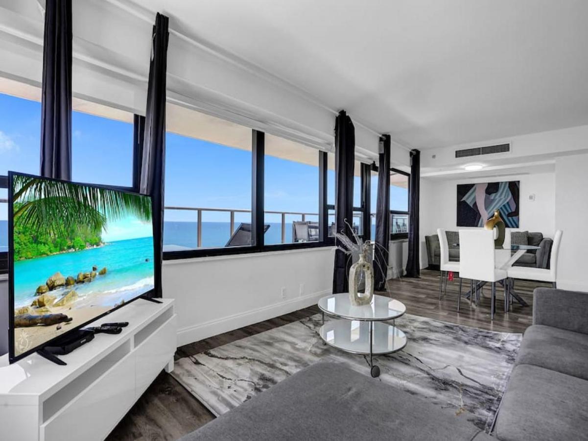 Full Ocean View Huge Private Terrace 1002 Apartment