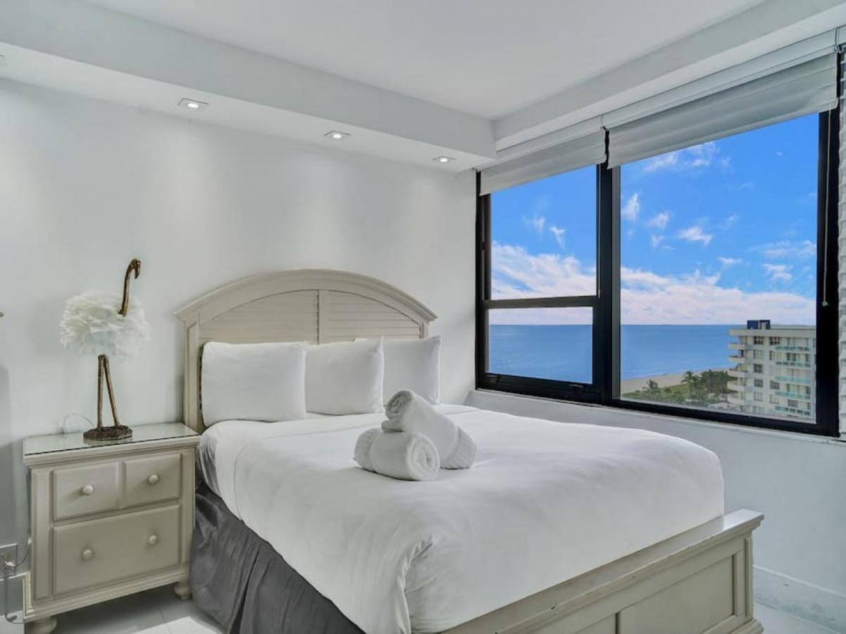 Beachfront W Service 1207 Apartment *