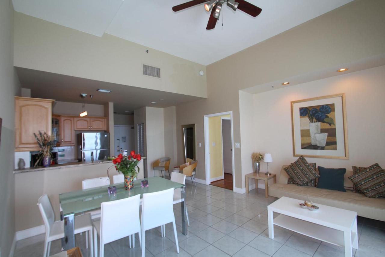 Castle Ph2 Balcony Oceanfront Condo, Access, Pool, Tennis, Free Parking Holiday home