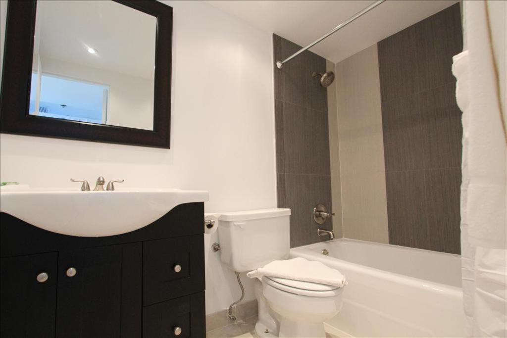 Castle 1118 Bayview Direct Access, Tennis, Pool, Restaurants, Free Parking Holiday home *
