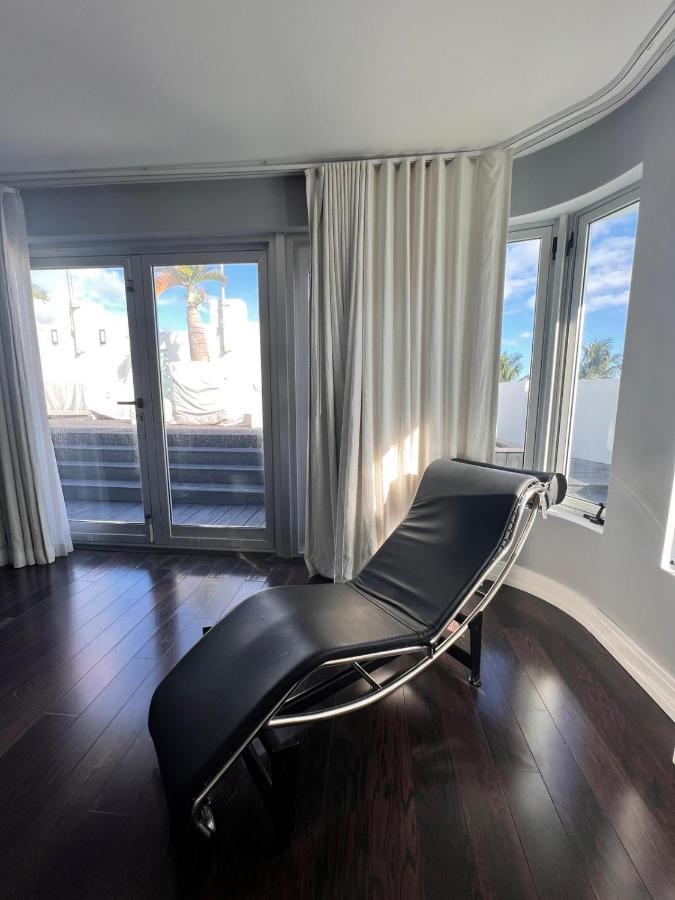 South Penthouse