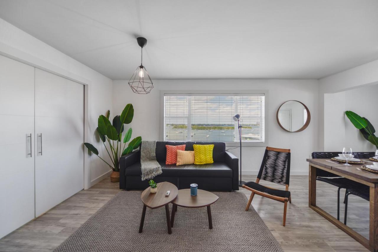 Front Bay View Unique For A Relaxing Experience Apartment *