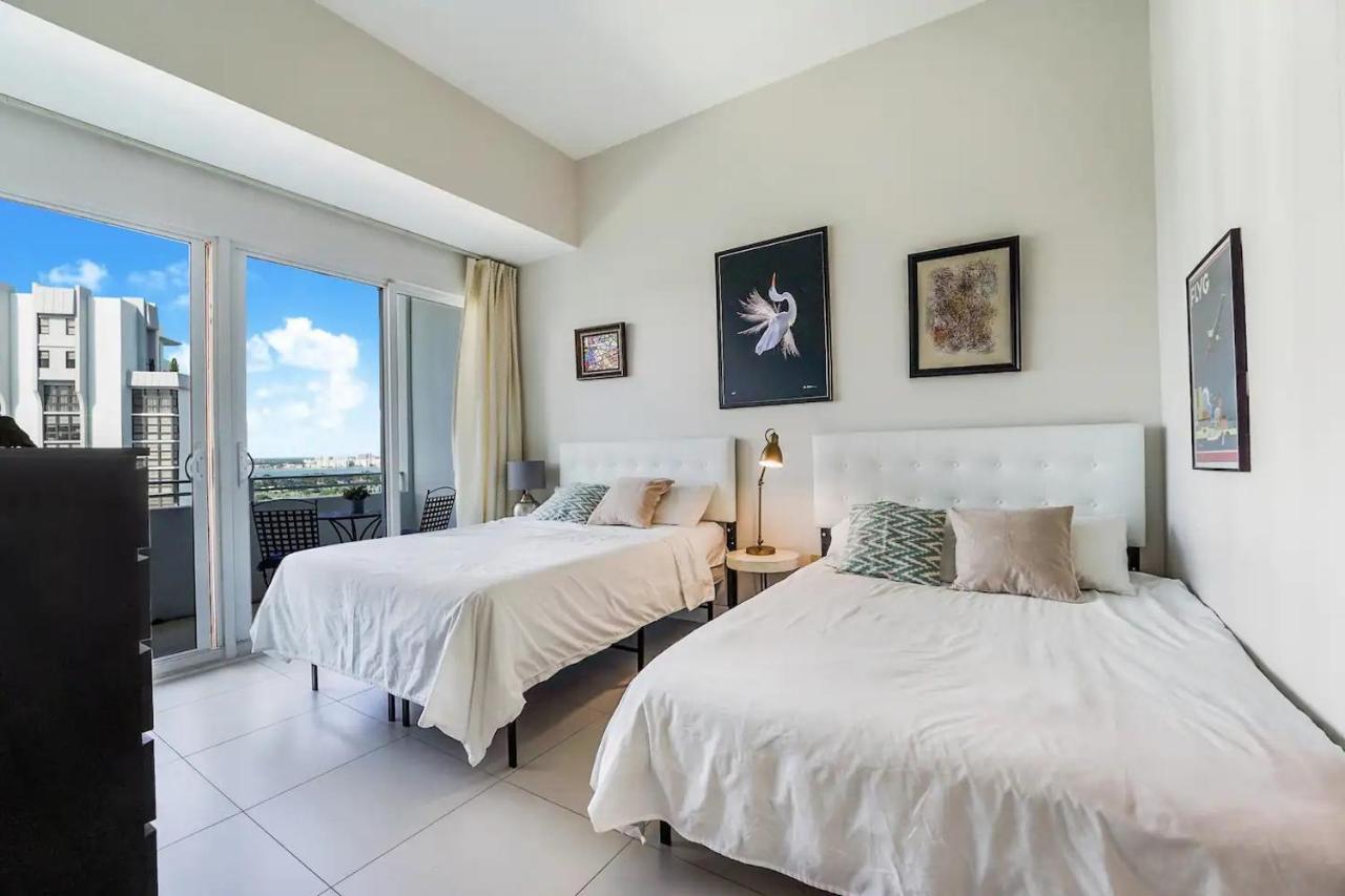 Ferienhaus Castle Ph11 Penthouse With Balcony, Free Parking, Pool, Tennis, Access