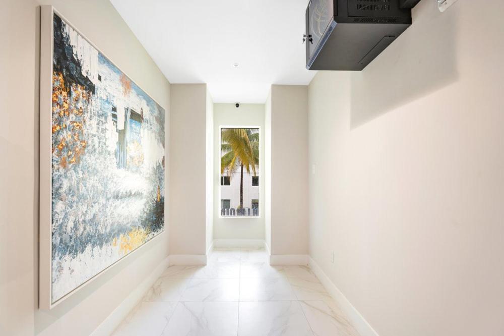 Collinaire Luxury Apartment Miami Beach