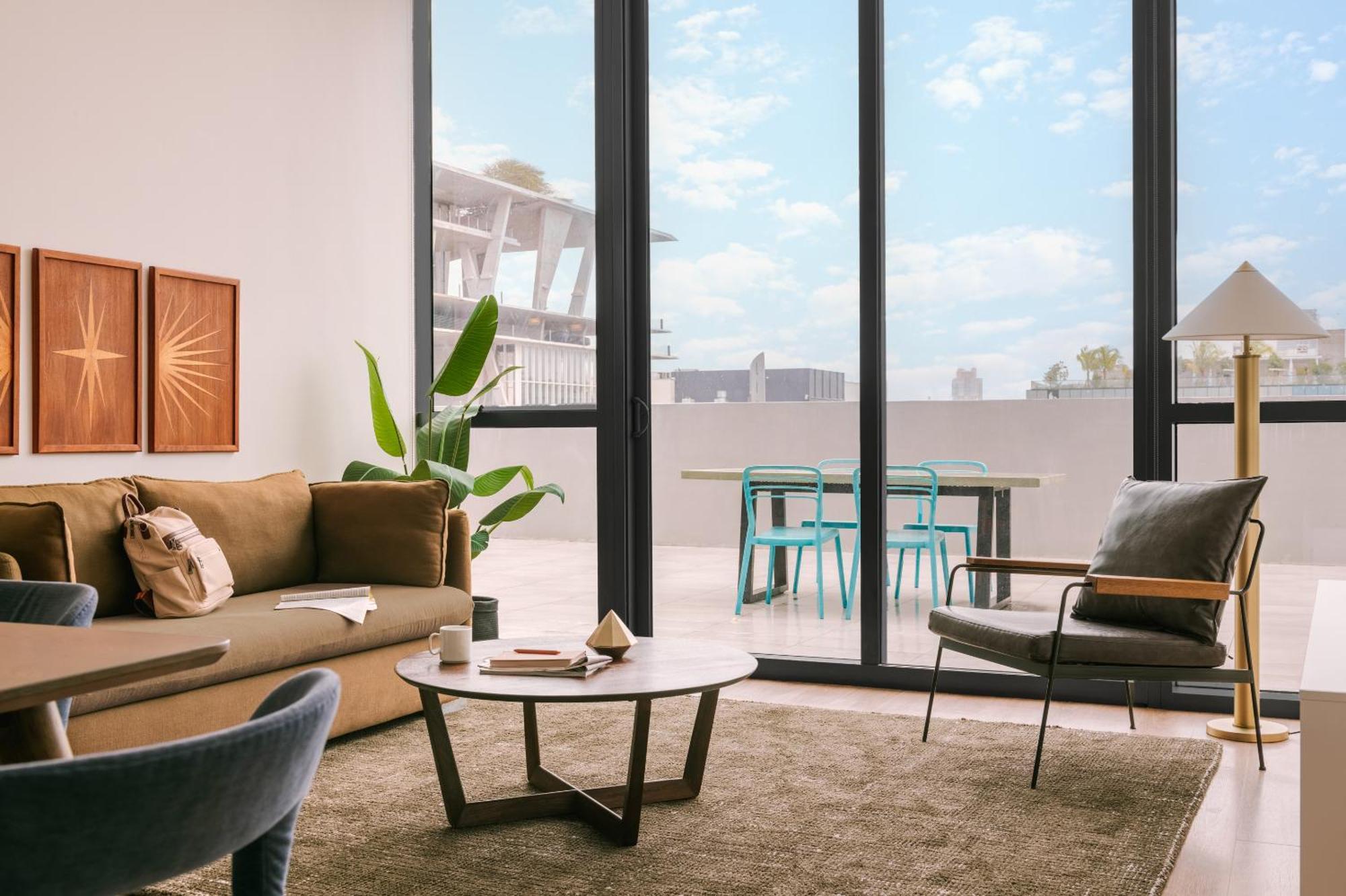 Sonder 17west Aparthotel