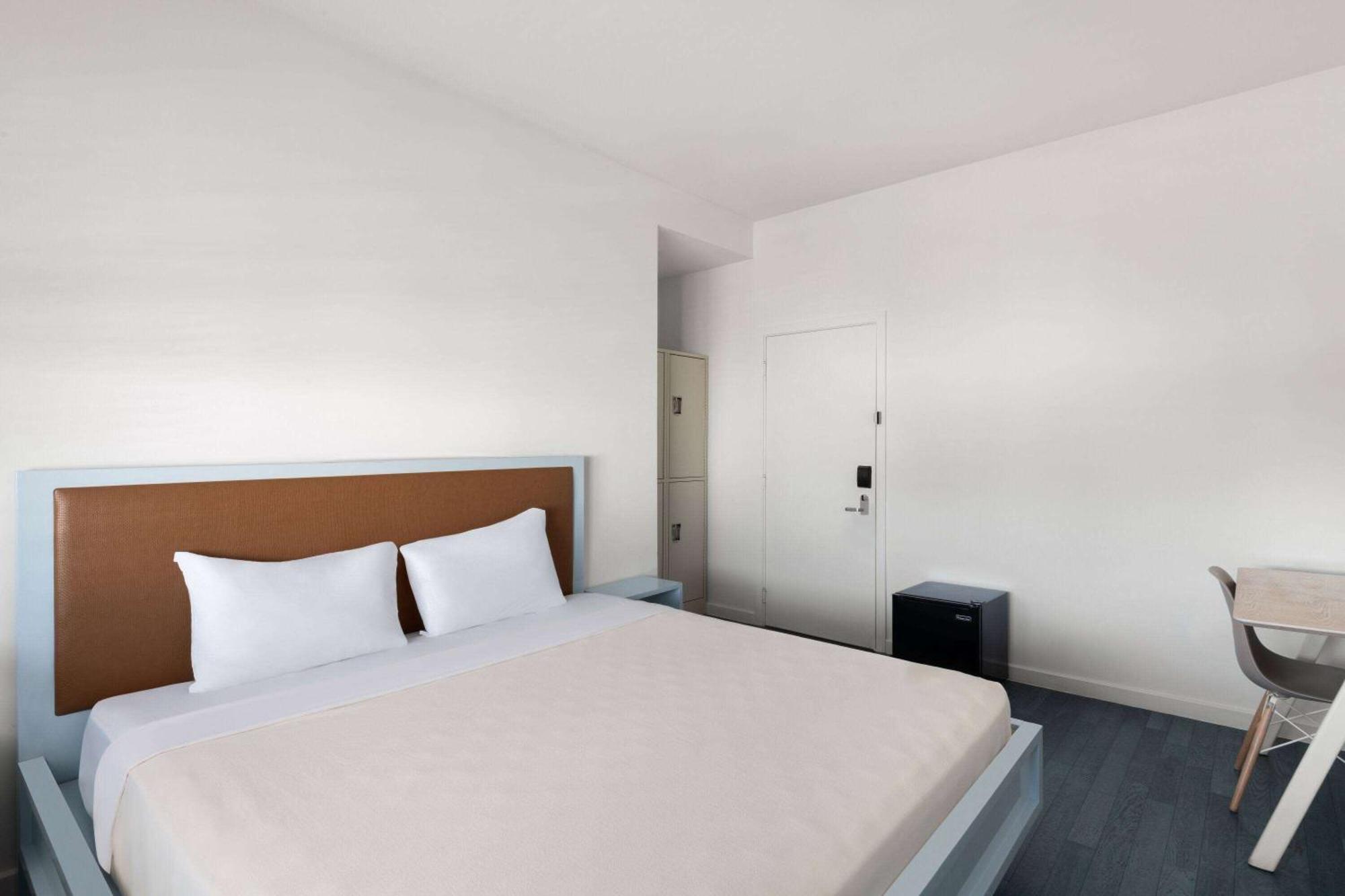 Hotel The Variety By Luxurban 3*