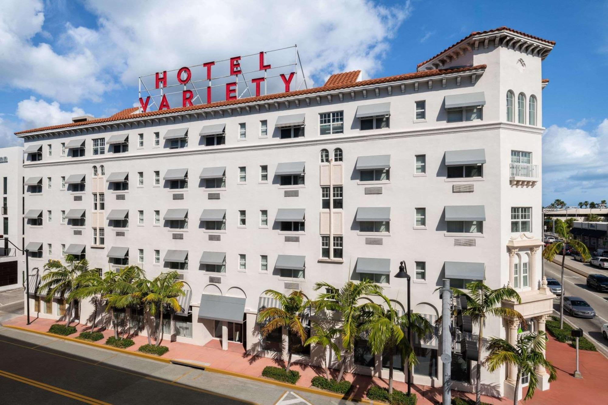 The Variety By Luxurban 3*