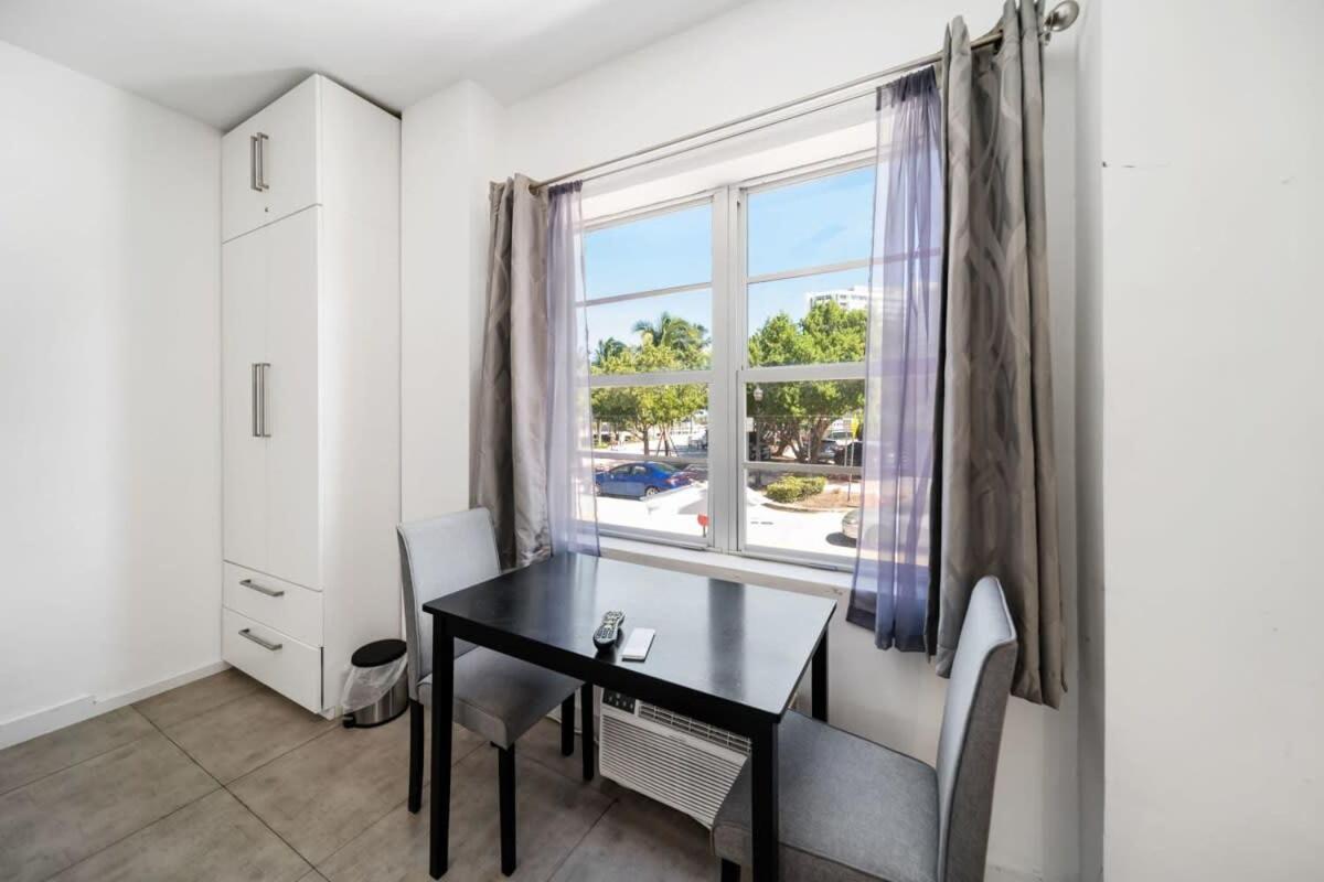 Bae -deco Steps From The Ocean Apartment Miami Beach