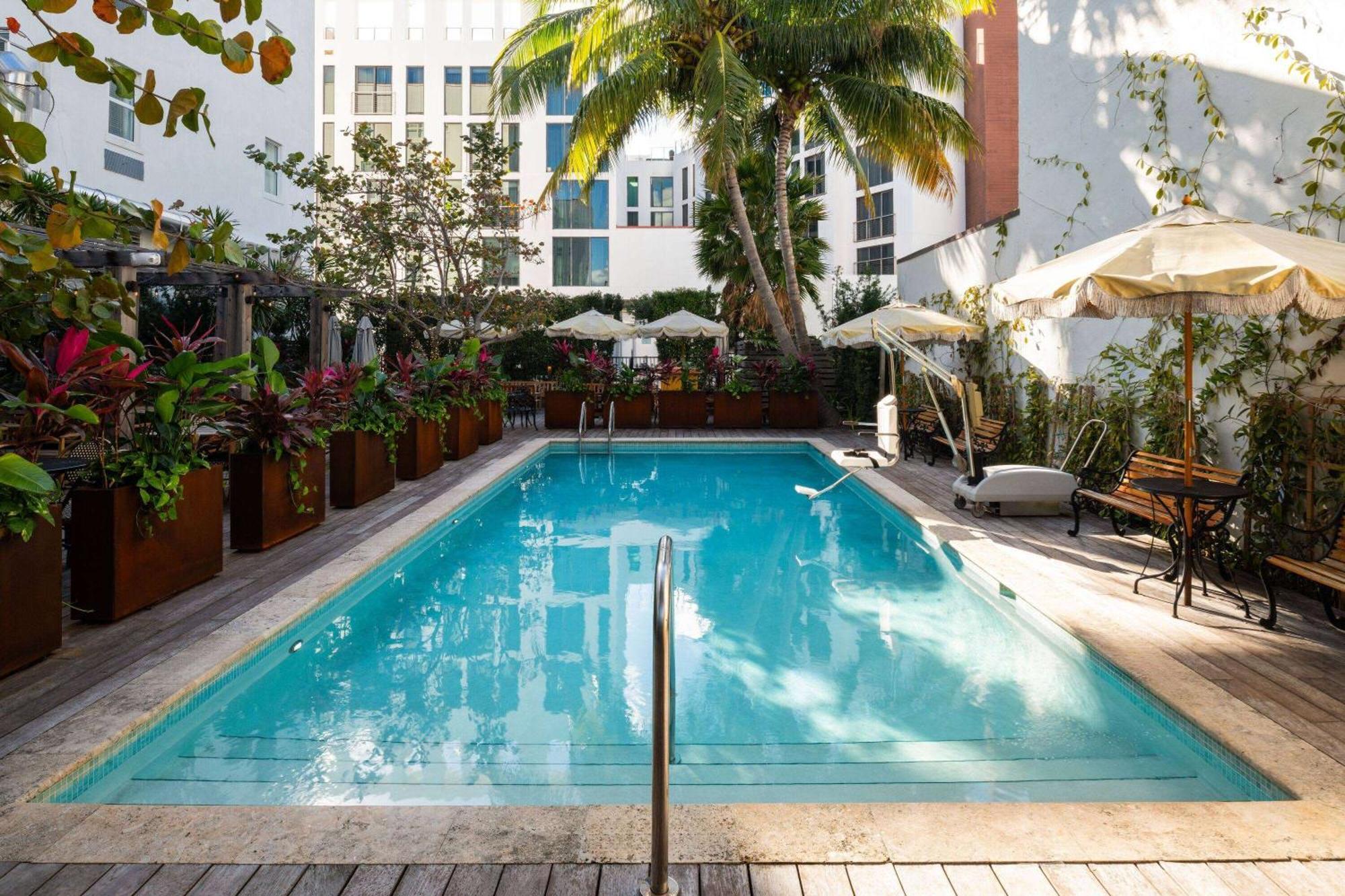 The Variety By Luxurban Hotel 3*