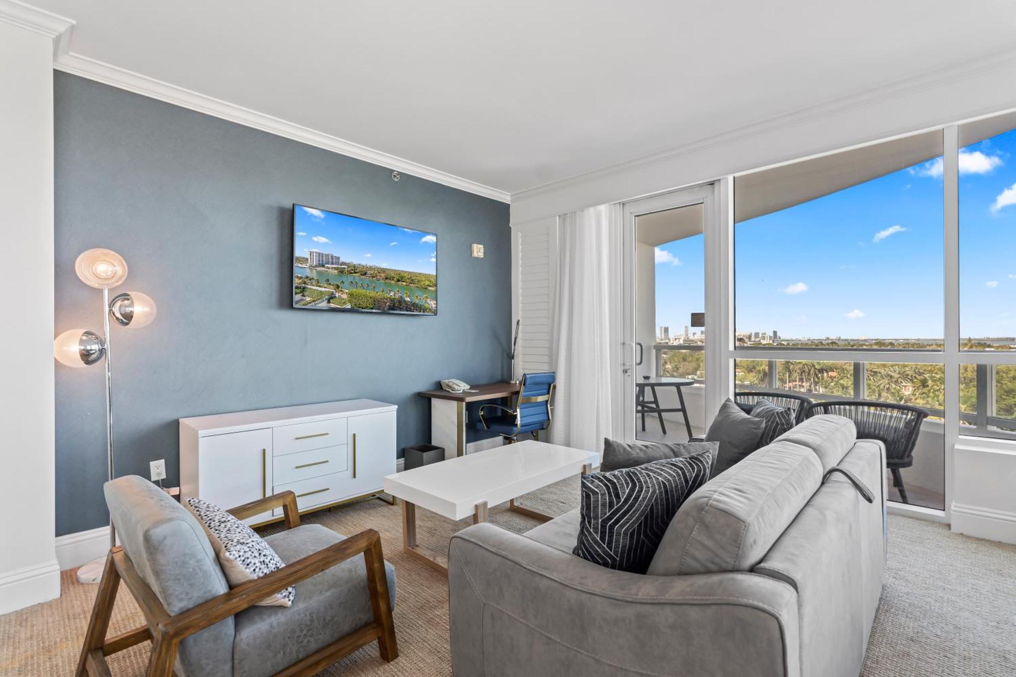 Luxury King With Bay View At Miami