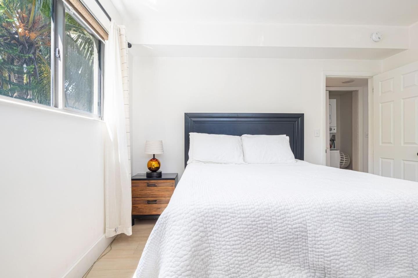 Bay Harbor Unit 4 Perfect 2 Bed 1 Bathprime Lo