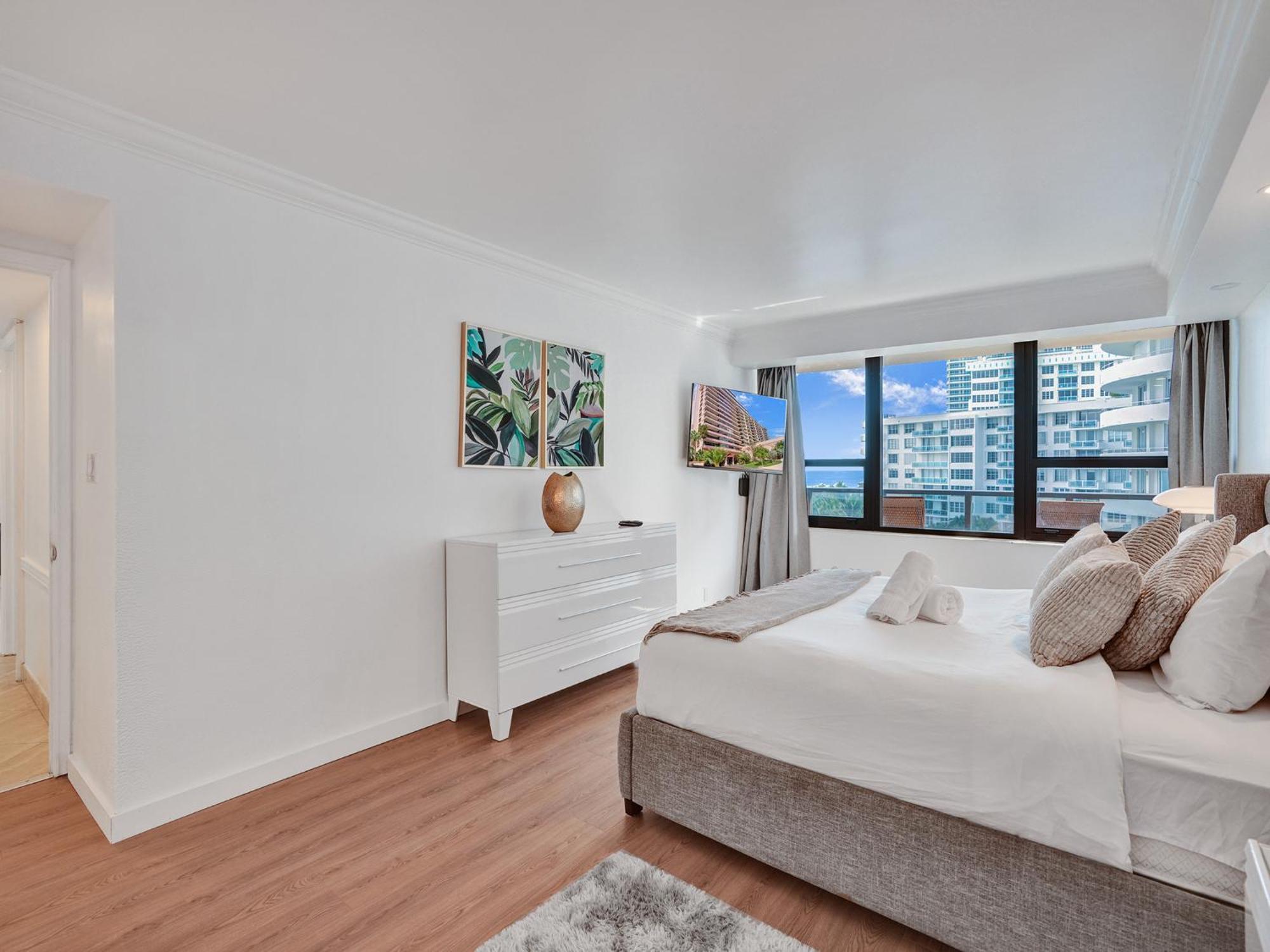 Apartment Spacious Ocean View Service 803 Miami Beach